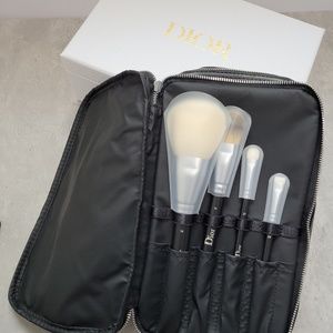 New in Box DIOR Brush Set in Exclusive Travel Train Vanity Case